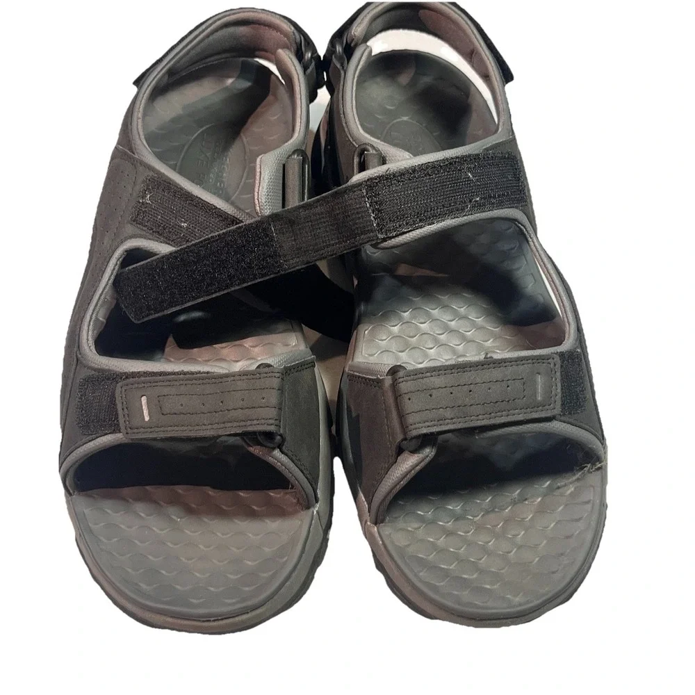Skechers Men's‎ Relaxed Fit Luxe Foam Sandals Size 13 Euc
